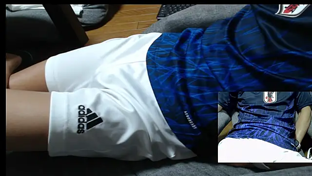 Yasu2000 online show from July 9, 11:59 pm