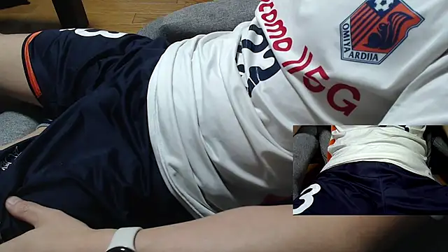 Snapshot of Yasu2000 chatting on February 7, 2:52 am Yasu2000 online show from February 7, 2:52 am