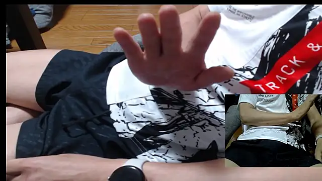 Yasu2000 online show from June 13, 11:45 pm