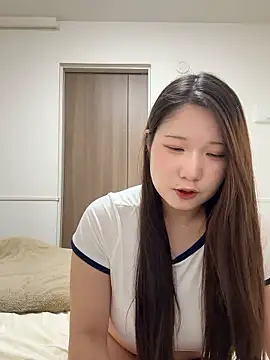  YUNOo0  online show from April 10, 12:45 pm