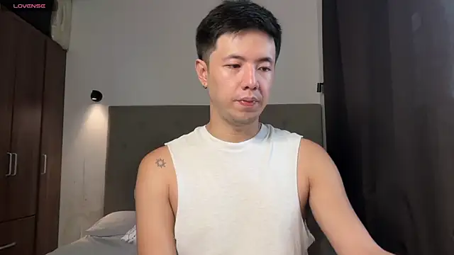 Addictiveboi online show from May 25, 3:06 am