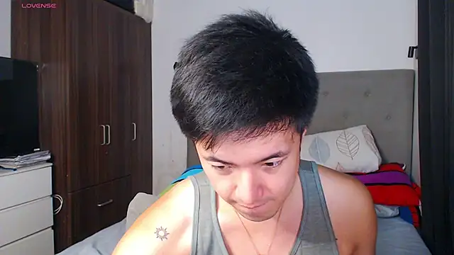 Addictiveboi online show from March 13, 5:56 am