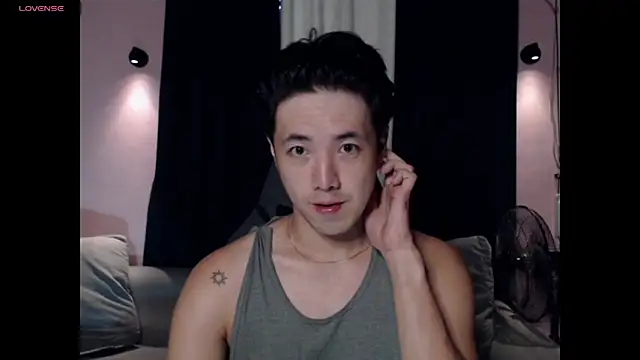 Addictiveboi online show from November 8, 11:41 pm