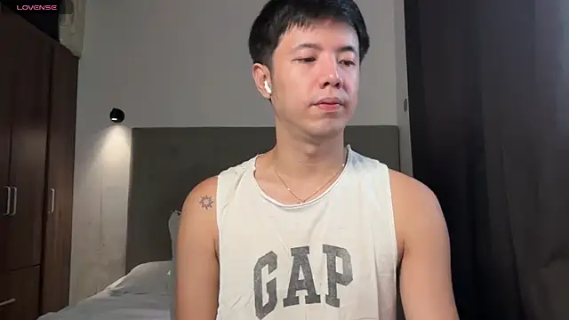 Addictiveboi online show from May 24, 1:38 am