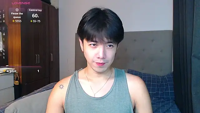 Addictiveboi online show from October 19, 2:14 am