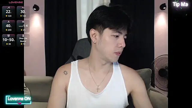 Addictiveboi online show from November 6, 1:31 am