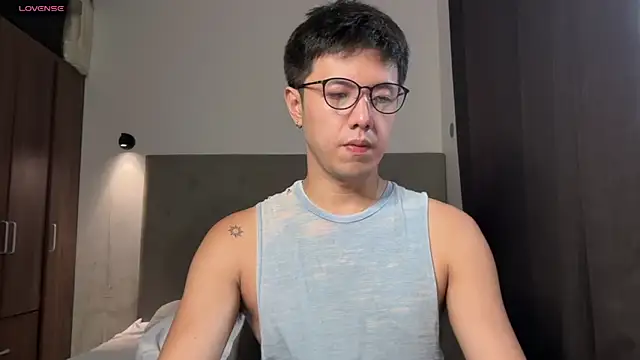 Addictiveboi online show from June 3, 3:40 am
