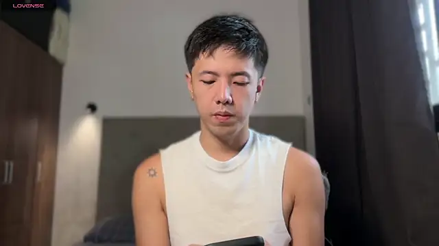 Addictiveboi online show from July 28, 3:58 am
