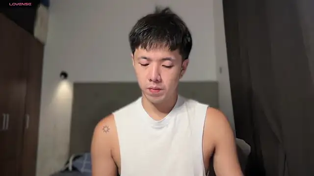Addictiveboi online show from June 30, 2:22 am