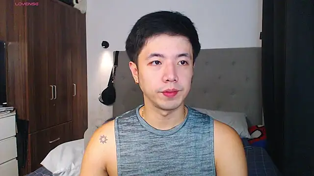 Addictiveboi online show from January 12, 4:08 am