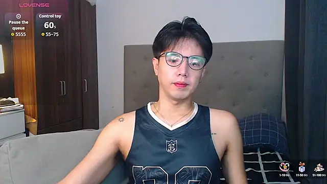 Addictiveboi online show from September 26, 2:51 am