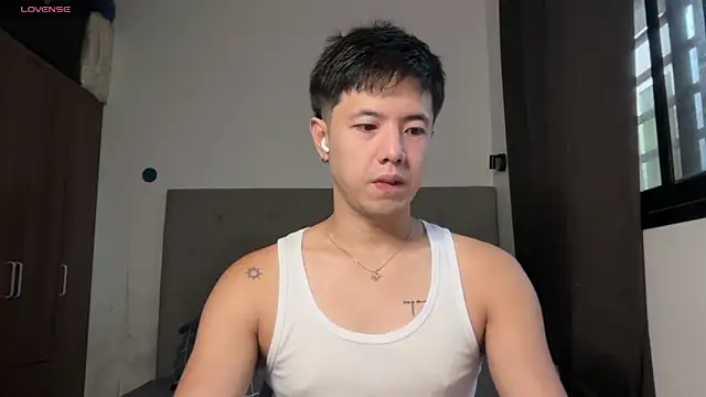 Addictiveboi online show from June 27, 1:00 am