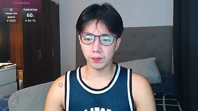 Addictiveboi online show from September 23, 3:13 am