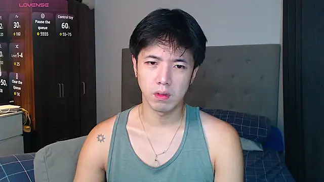 Addictiveboi online show from October 20, 3:19 am