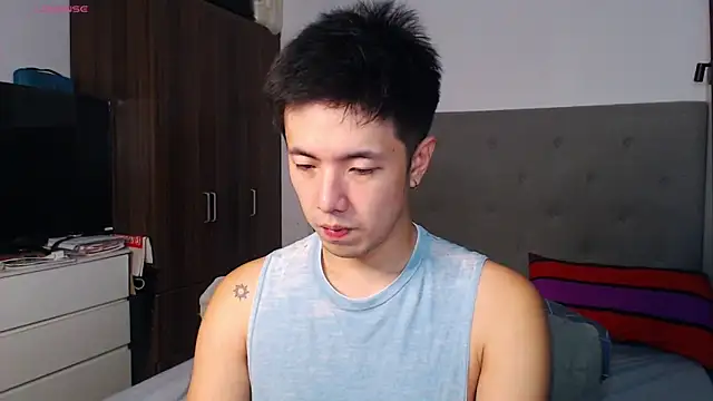 Addictiveboi online show from February 9, 3:48 am