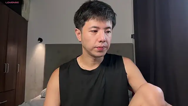 Addictiveboi online show from May 22, 3:37 am