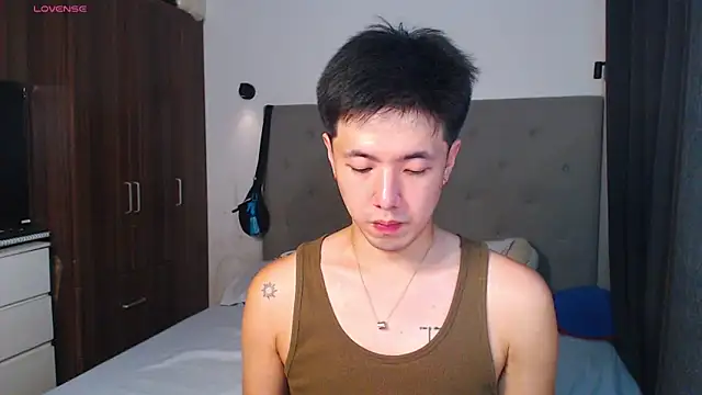 Addictiveboi online show from April 2, 5:25 am