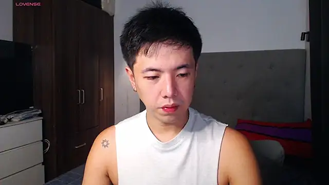 Addictiveboi online show from March 6, 3:56 am