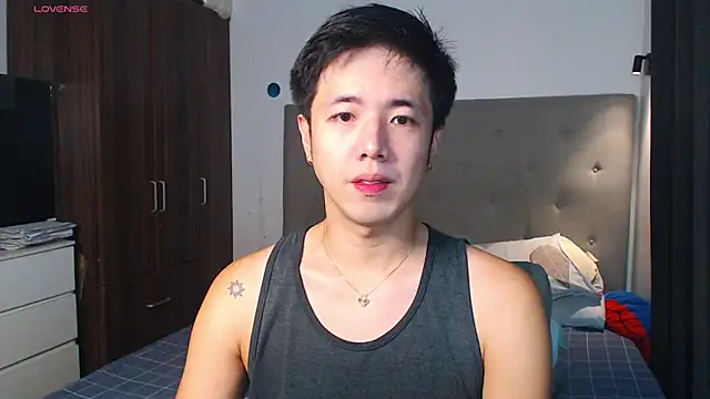 Addictiveboi online show from March 26, 1:04 am