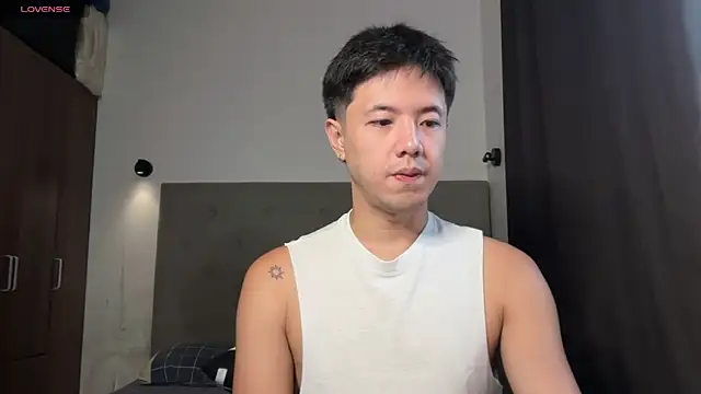 Addictiveboi online show from June 24, 2:43 am