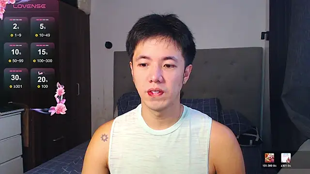 Addictiveboi online show from April 18, 3:20 am