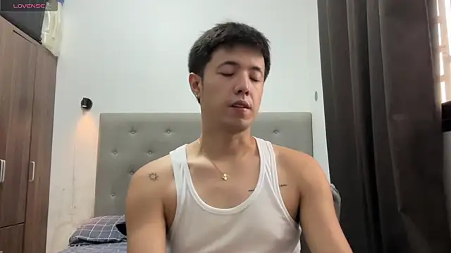 Addictiveboi online show from June 10, 3:52 am