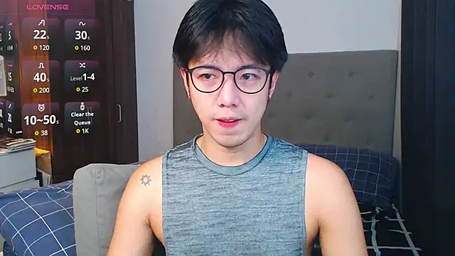 Addictiveboi online show from September 18, 2:14 am