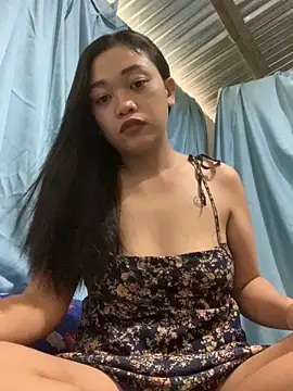 Snapshot of abssidybb chatting on February 20, 6:26 am abssidybb online show from February 20, 6:26 am