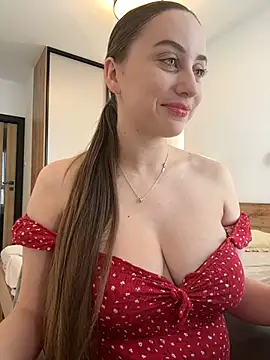 Maribelle Vinnie online show from March 29, 1:35 pm