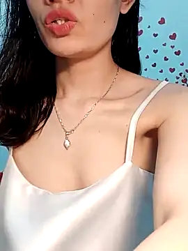 Snapshot of Hinna_x chatting on May 22, 1:53 pm Hinna x online show from May 22, 1:53 pm