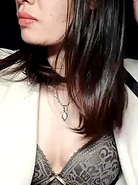 Hinna x online show from November 21, 3:00 pm