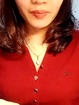 Snapshot of Hinna_x chatting on February 19, 3:31 pm Hinna x online show from February 19, 3:31 pm