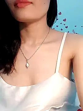 Snapshot of Hinna_x chatting on June 22, 1:44 am Hinna x online show from June 22, 1:44 am