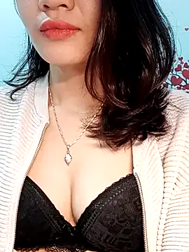 Snapshot of Hinna_x chatting on February 5, 10:16 pm Hinna x online show from February 5, 10:16 pm