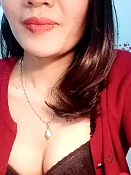 Snapshot of Hinna_x chatting on March 4, 1:24 am Hinna x online show from March 4, 1:24 am