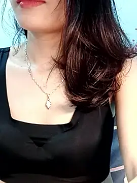 Hinna x online show from April 2, 2:08 am