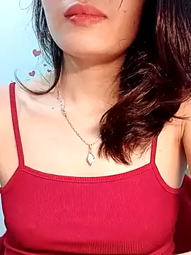 Hinna x online show from March 15, 1:18 pm