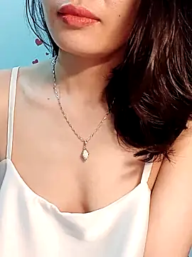 Hinna x online show from March 27, 8:54 pm