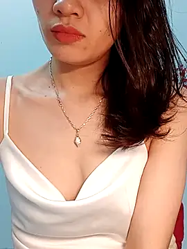 Hinna x online show from April 18, 1:46 pm