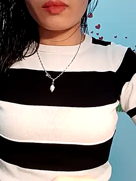 Snapshot of Hinna_x chatting on May 6, 12:20 pm Hinna x online show from May 6, 12:20 pm