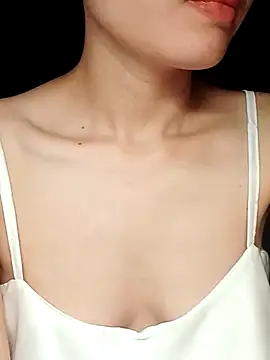 Snapshot of Hinna_x chatting on October 6, 8:31 pm Hinna x online show from October 6, 8:31 pm