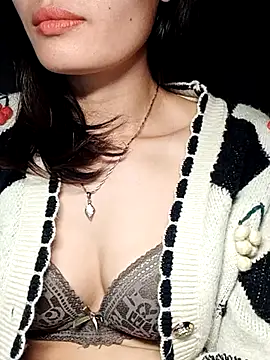 Hinna x online show from December 14, 8:14 pm