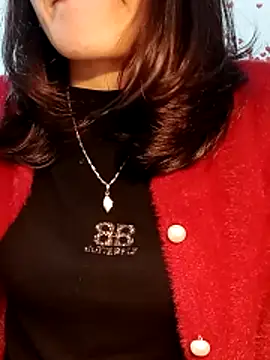 Snapshot of Hinna_x chatting on February 19, 3:25 am Hinna x online show from February 19, 3:25 am