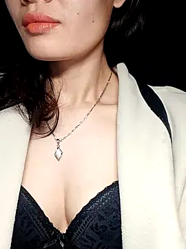 Hinna x online show from December 15, 8:36 pm