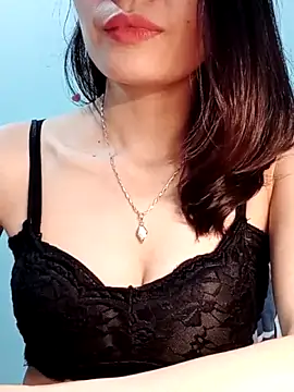 Hinna x online show from March 27, 1:47 am