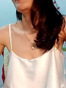 Snapshot of Hinna_x chatting on May 10, 2:59 am Hinna x online show from May 10, 2:59 am