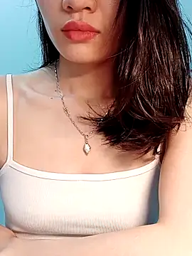 Hinna x online show from April 9, 9:32 pm