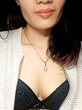 Hinna x online show from December 22, 2:28 pm