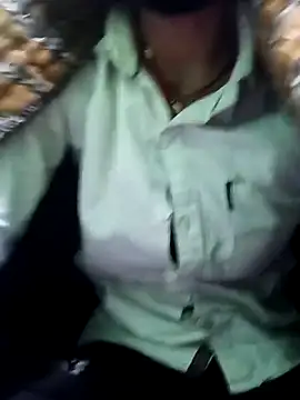 Snapshot of kajalbhabhi44 chatting on February 6, 2:29 am kajalbhabhi44 online show from February 6, 2:29 am