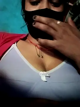 kajalbhabhi44 online show from May 7, 7:23 am
